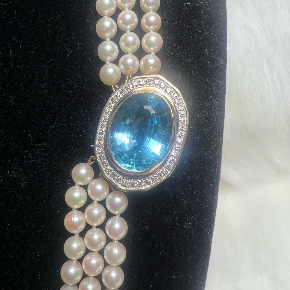 Vintage 14K White Gold & Yellow Gold, Pearl, Topaz, and Diamond Necklace💛🤍💙 - Picture 3 of 13